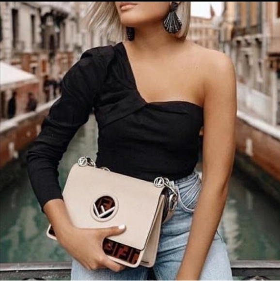 Zara Asymmetric Top Black One Shoulder S or M medium NWT BLOGGER'S Favorite - Picture 3 of 7